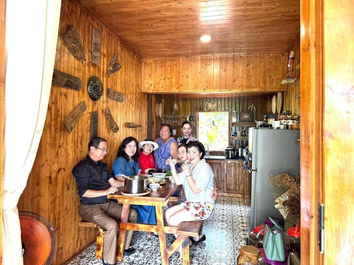Dugiang Homestay 부온마투옷 외부 사진