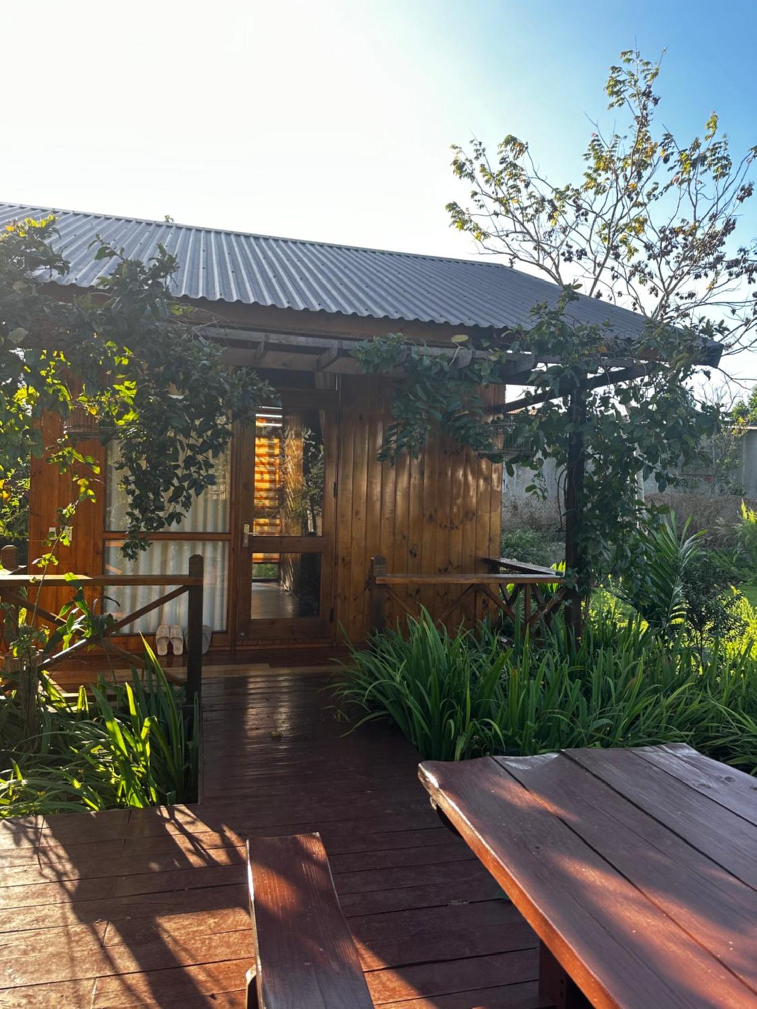 Dugiang Homestay 부온마투옷 외부 사진